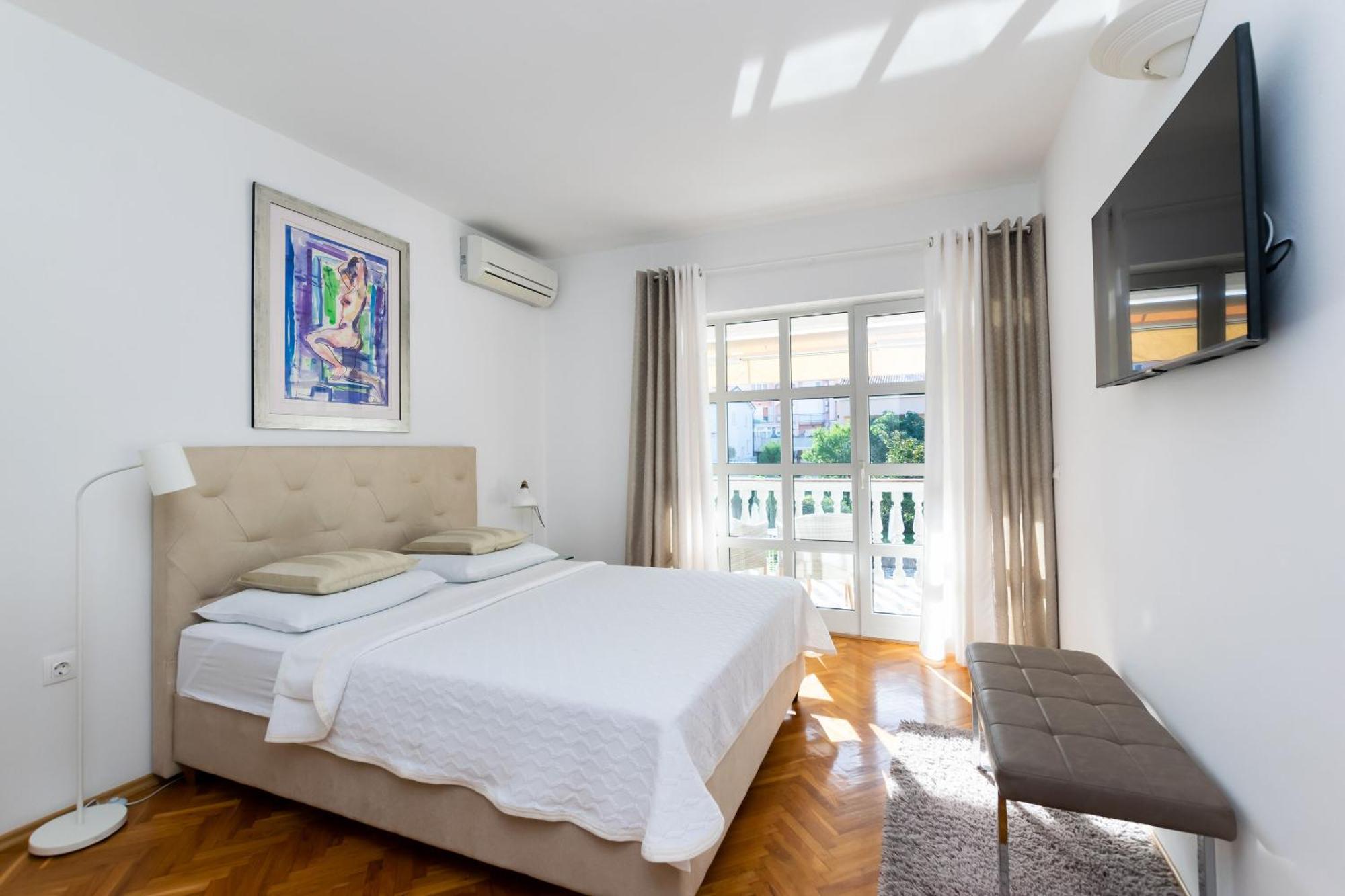 Apartments Sinisa Malinska Exterior photo